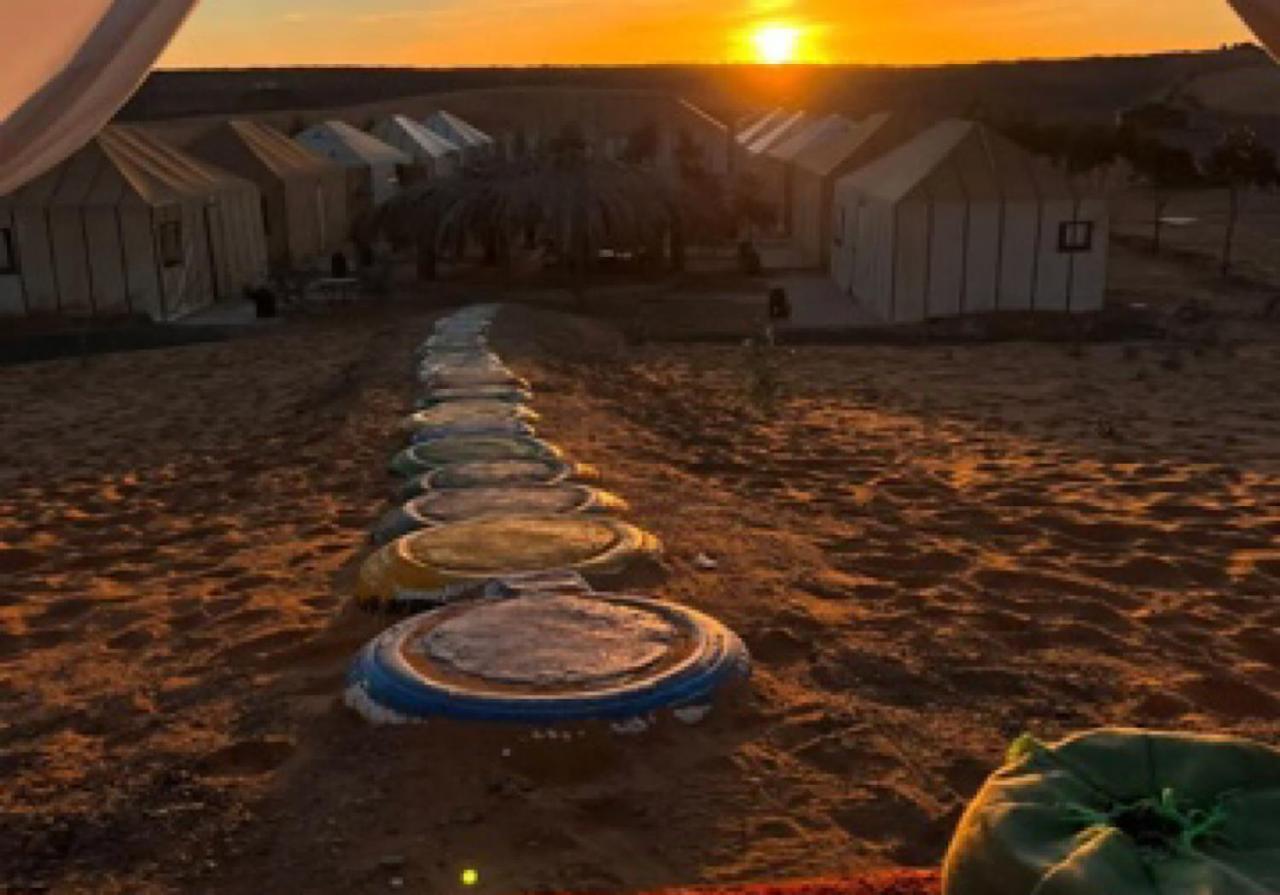 ホテル Merzouga Best Camp エクステリア 写真